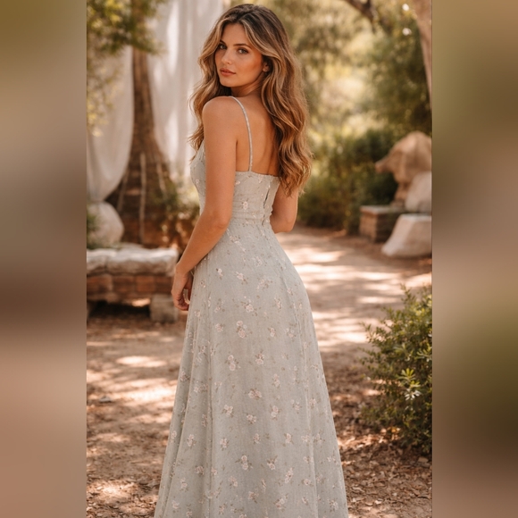 🌿 Vintage-Inspired Floral Midi Dress – Soft Sage Green 🌿 - Picture 2 of 10